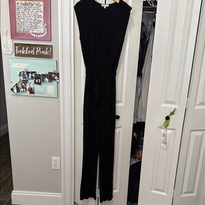 JustFab Black short sleeve Jumpsuit Elegant Design